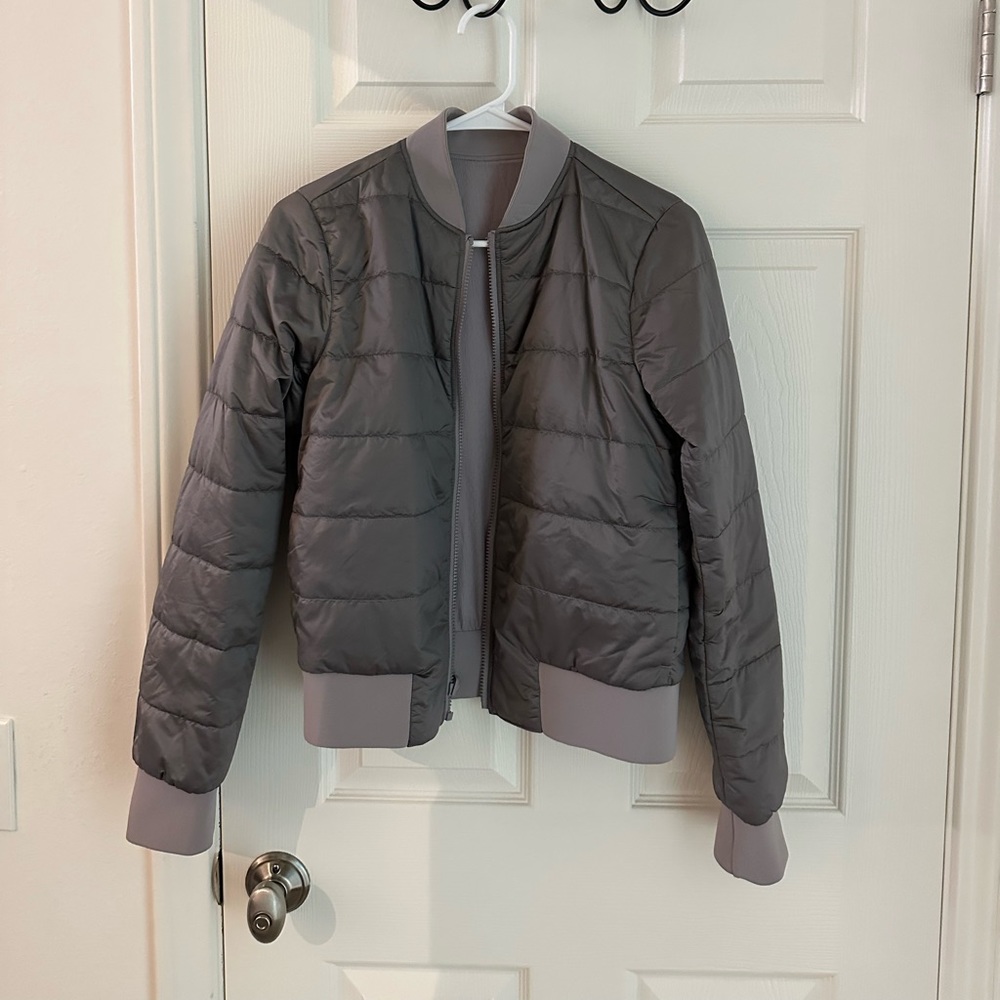 Lululemon Non-Stop Bomber Sz 6
